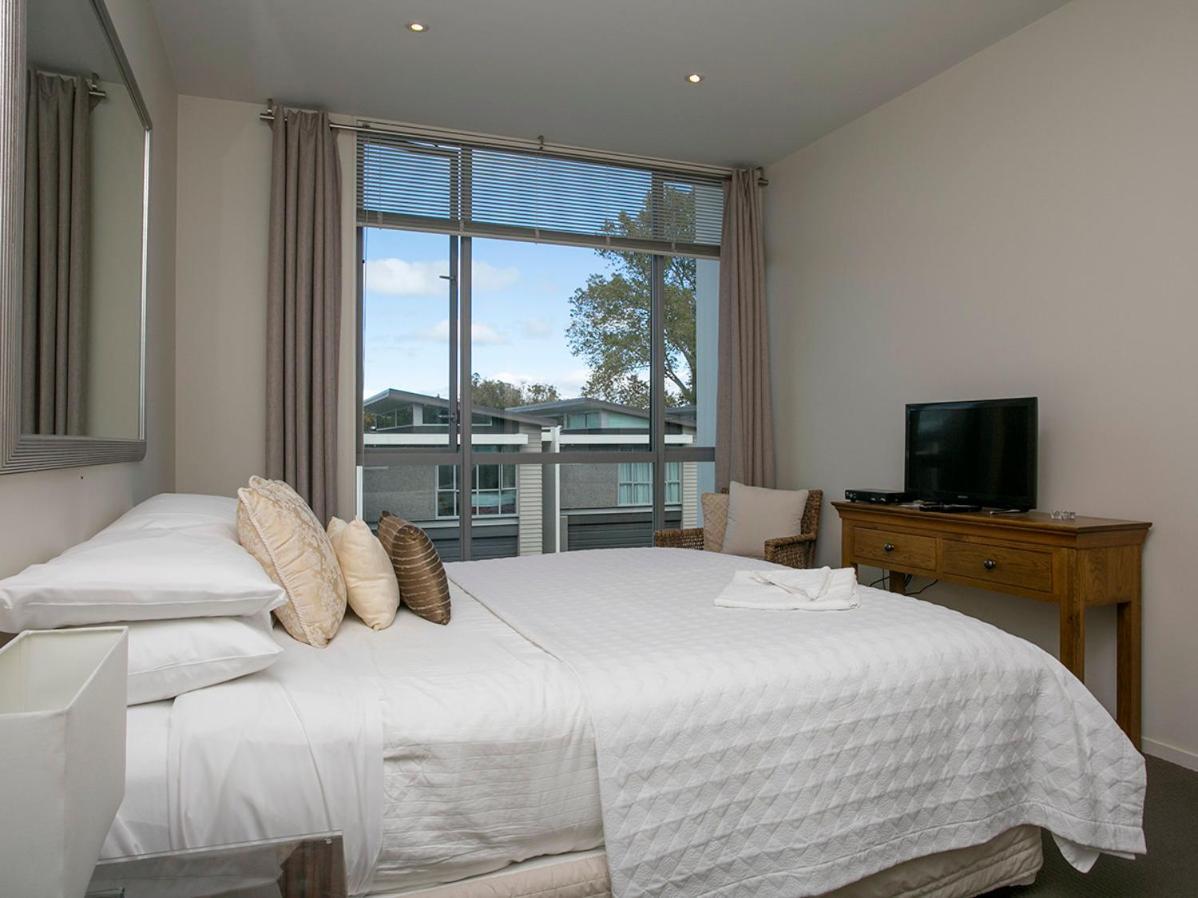 Marinaside Villa - Taupo Holiday Apartment Exterior foto